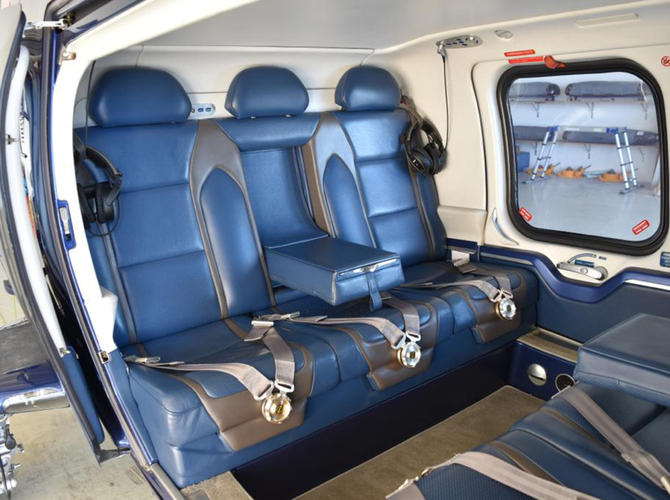 2010 AW109SP - 22215 - Corporate - 5